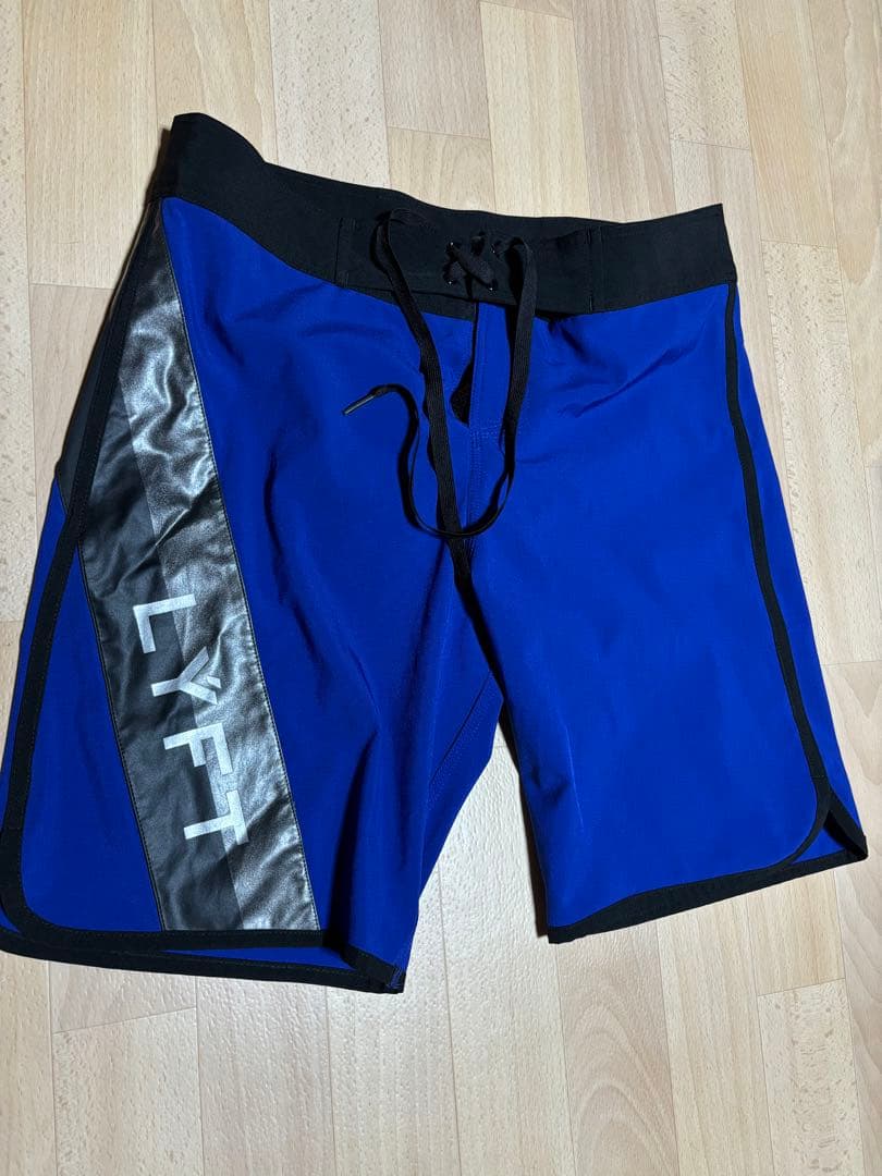 LYFT Mサイズ 青色ショーツエドワード加藤選手着用 リフト