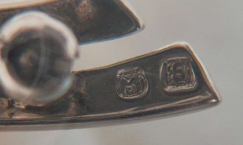 【美品 最高級】ミキモト ブローチ パール リボン 3珠 皇室御用達