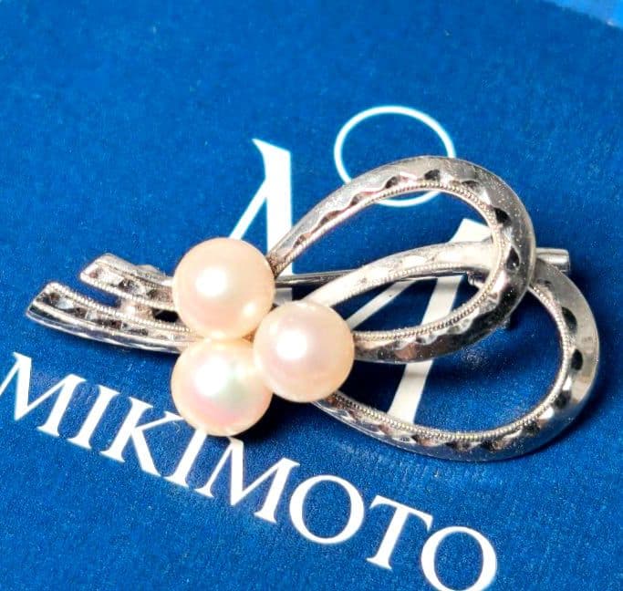 【美品 最高級】ミキモト ブローチ パール リボン 3珠 皇室御用達