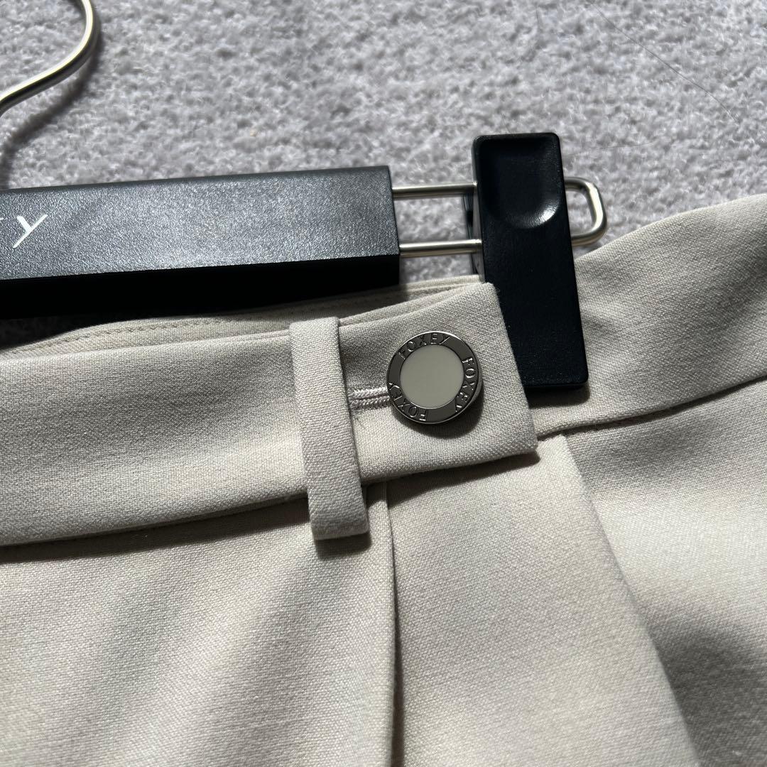 FOXEY アイボリー ガウチョパンツ