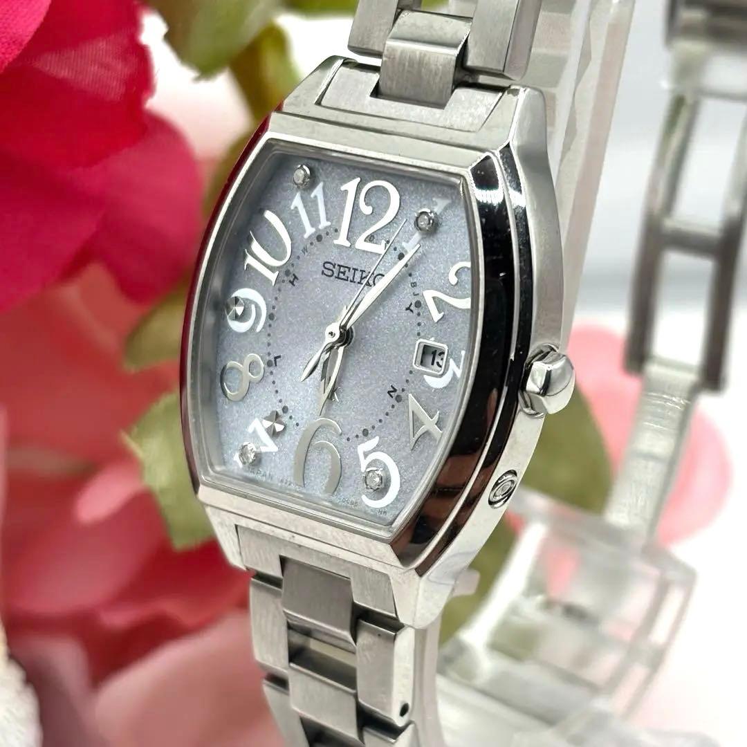 稼働品☆電波ソーラー☆箱付　SEIKOセイコールキア　トノー型　レディース腕時計