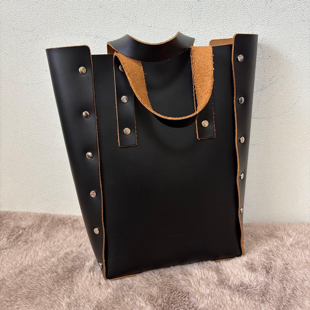 Hender Scheme M スタッズ付きブラックレザートートバッグ