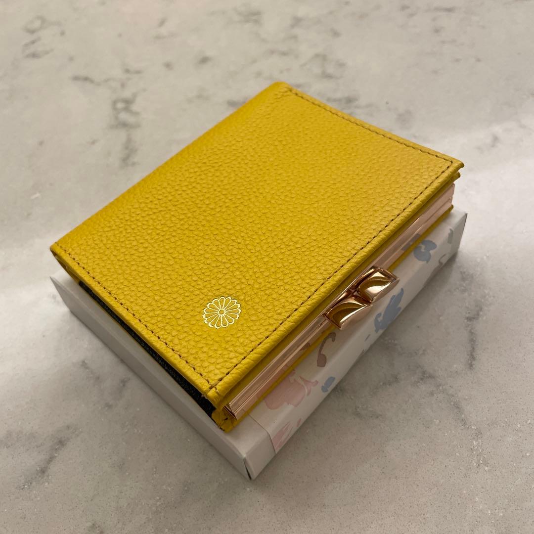 新品　皇居財布　二つ折り　ガマ口付　イエロー　(今年最後の品)