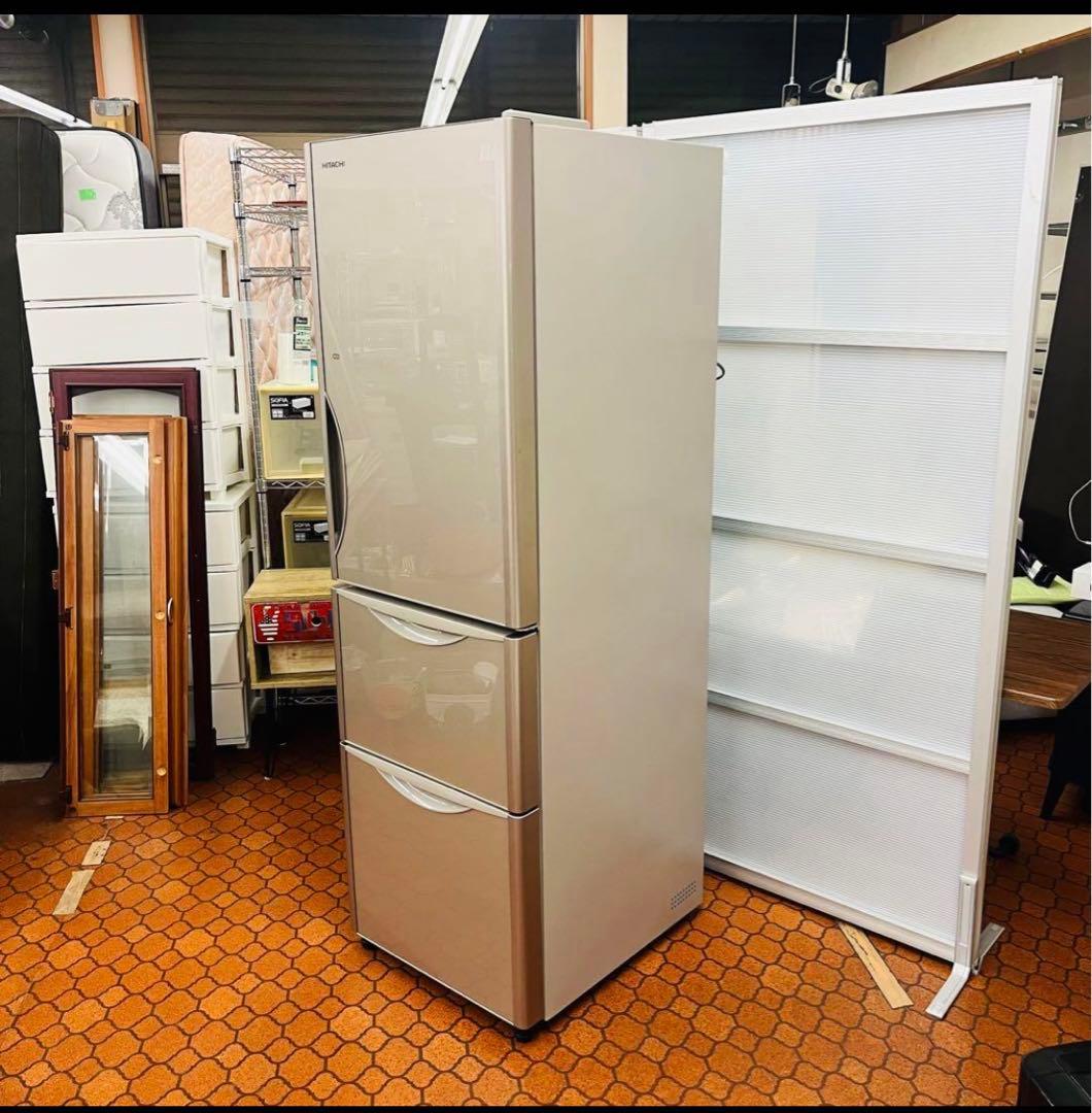 。 HITACHI R-S3200HV 3ドア冷蔵庫 ベージュ