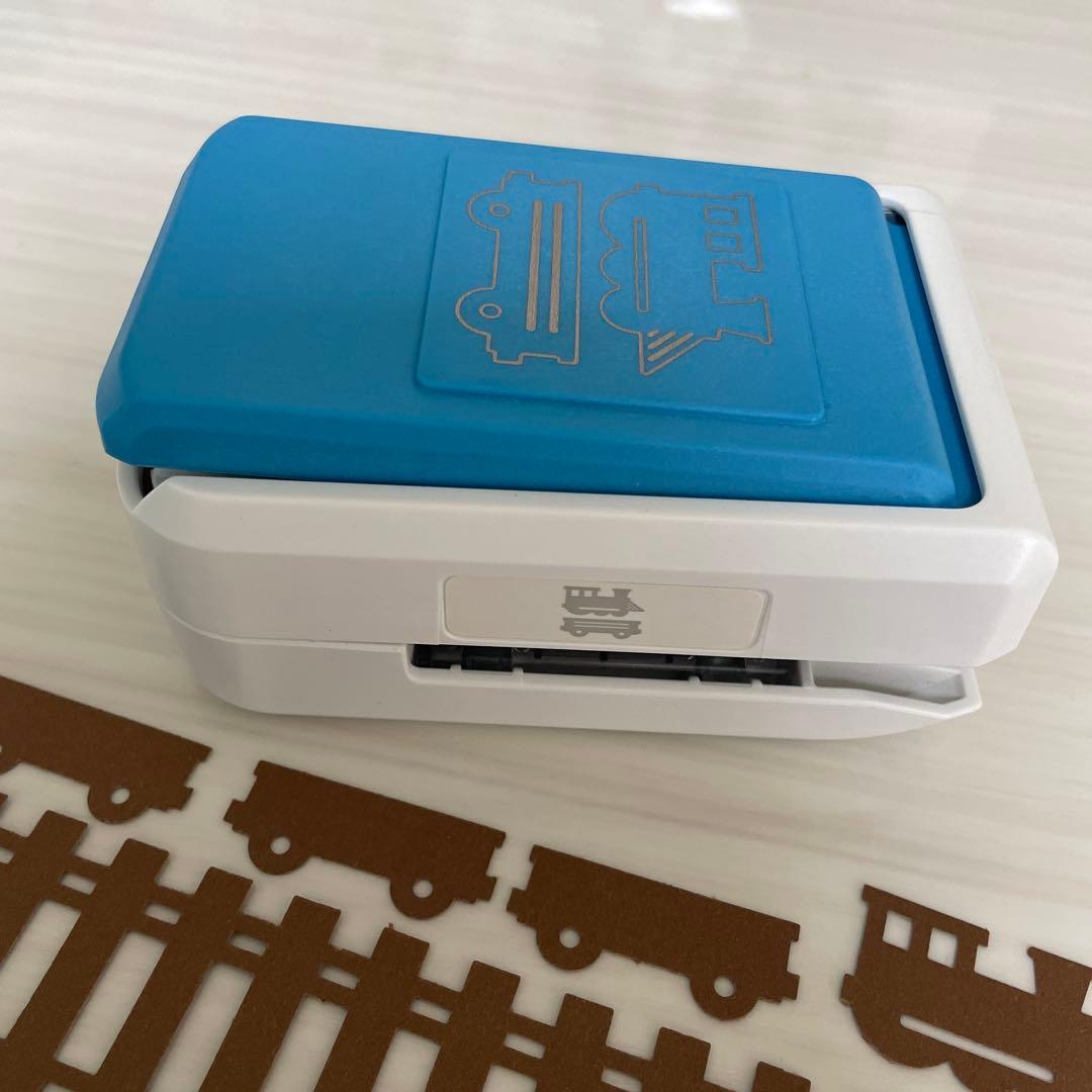 値下げ】クリエイティブメモリーズ　トレイントラックス エンボスロコモティブパンチ