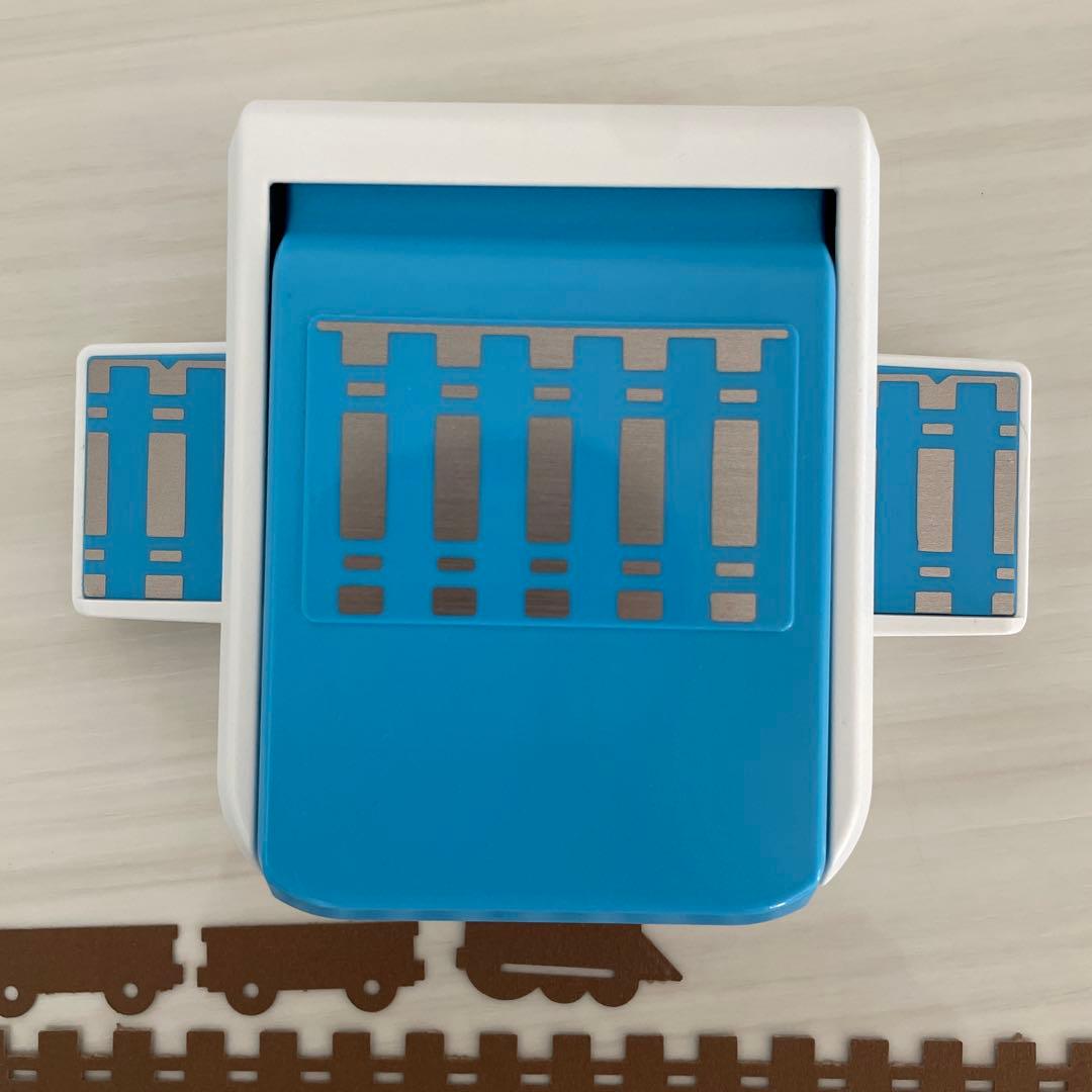 値下げ】クリエイティブメモリーズ　トレイントラックス エンボスロコモティブパンチ