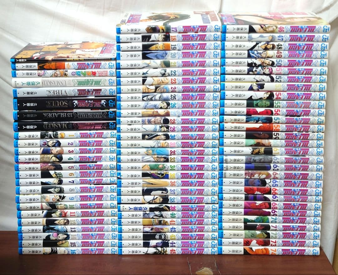 BLEACH ブリーチ 全74巻＋関連本8冊セット