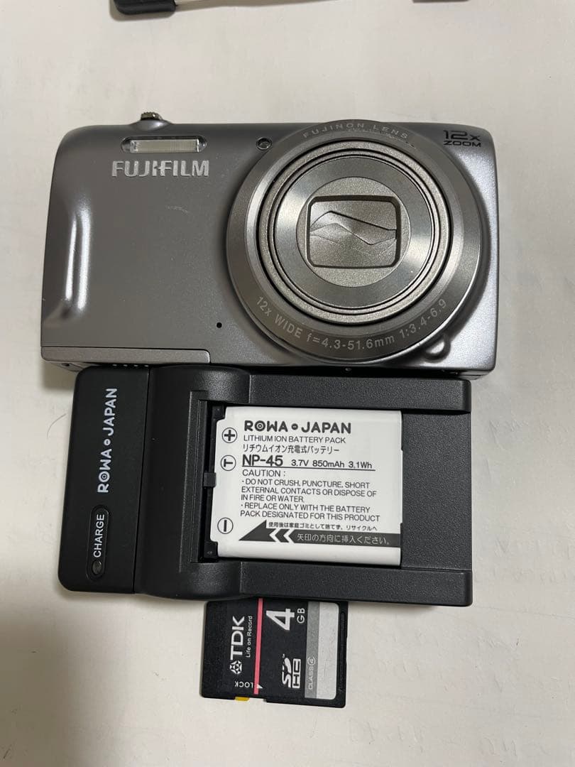 Fujifilm T500 コンパクトデジタルカメラ