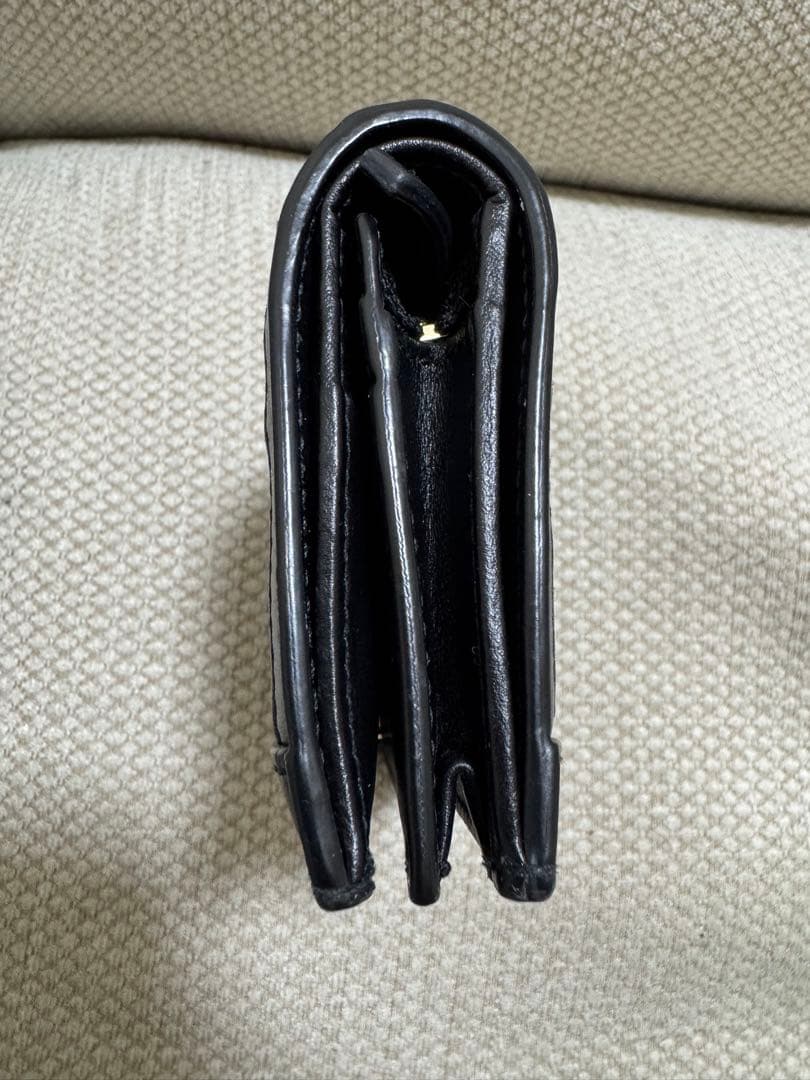 グッチ GGマトラッセ 折り財布 ブラック レザー