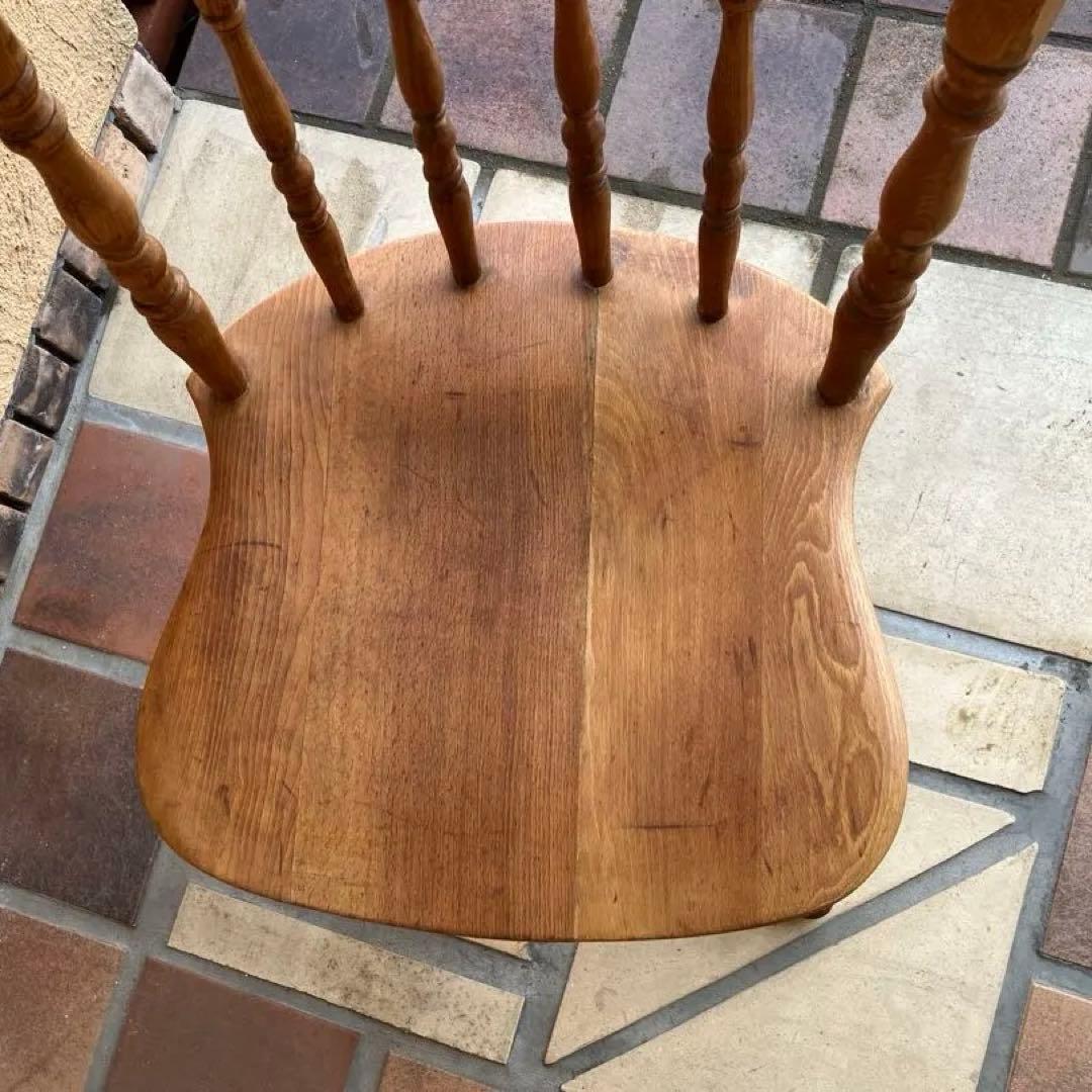 直*美様 昭和レトロな椅子 オシャレなデザインの 丈夫な木製美品です