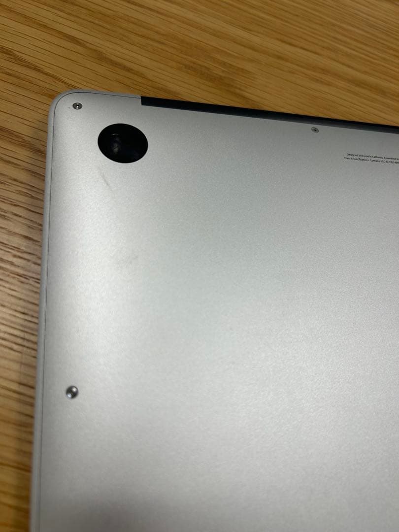 MacBook Air (2013) / 8GB / 128GB SSD ※中古