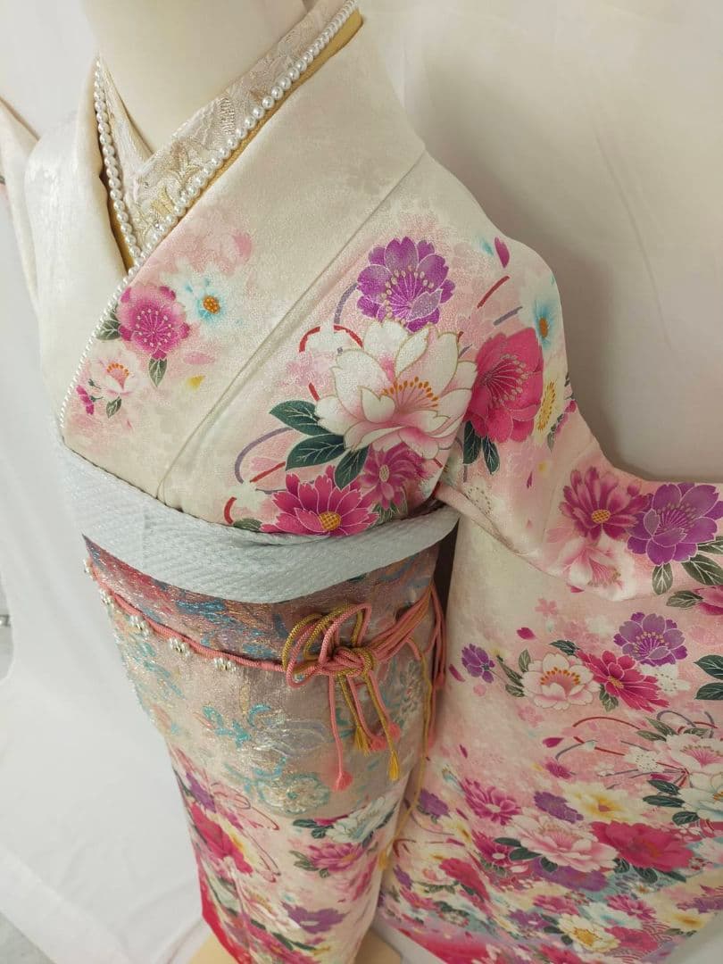 売約済み　★★正絹　プリンセススタイル　振袖3点セット(振袖帯長襦袢)★★