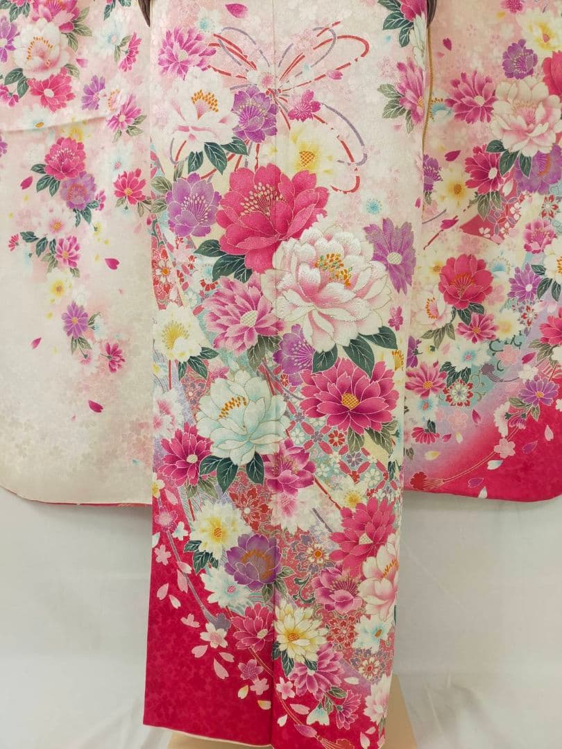 売約済み　★★正絹　プリンセススタイル　振袖3点セット(振袖帯長襦袢)★★