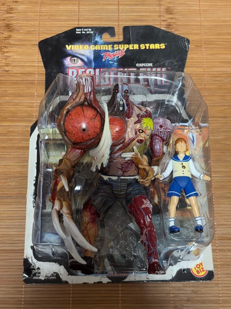 トイビズ ウィリアム・バーキン&シェリー G 第二形態　アクションフィギュア