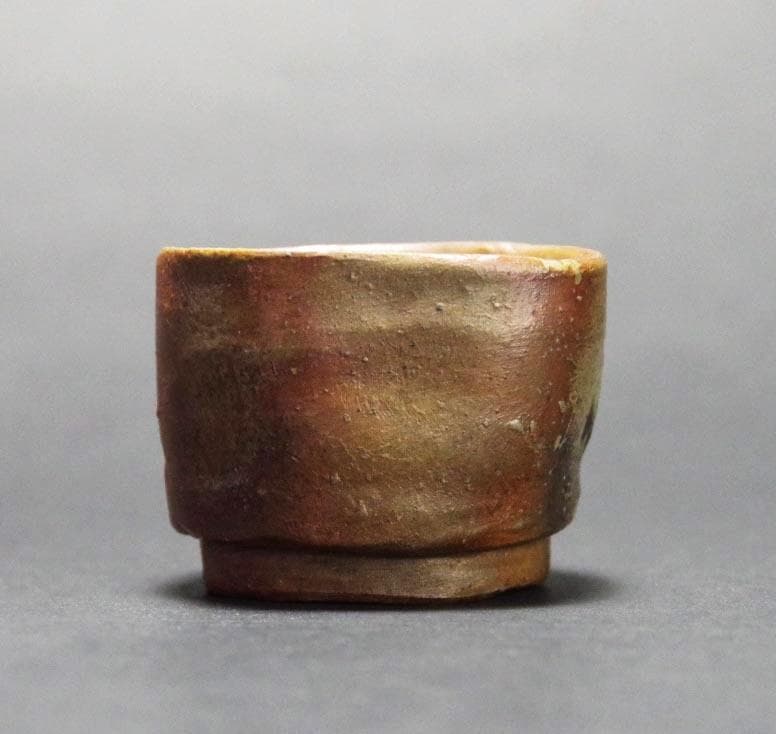 人間国宝　金重陶陽　窯変四方ぐい吞 M341