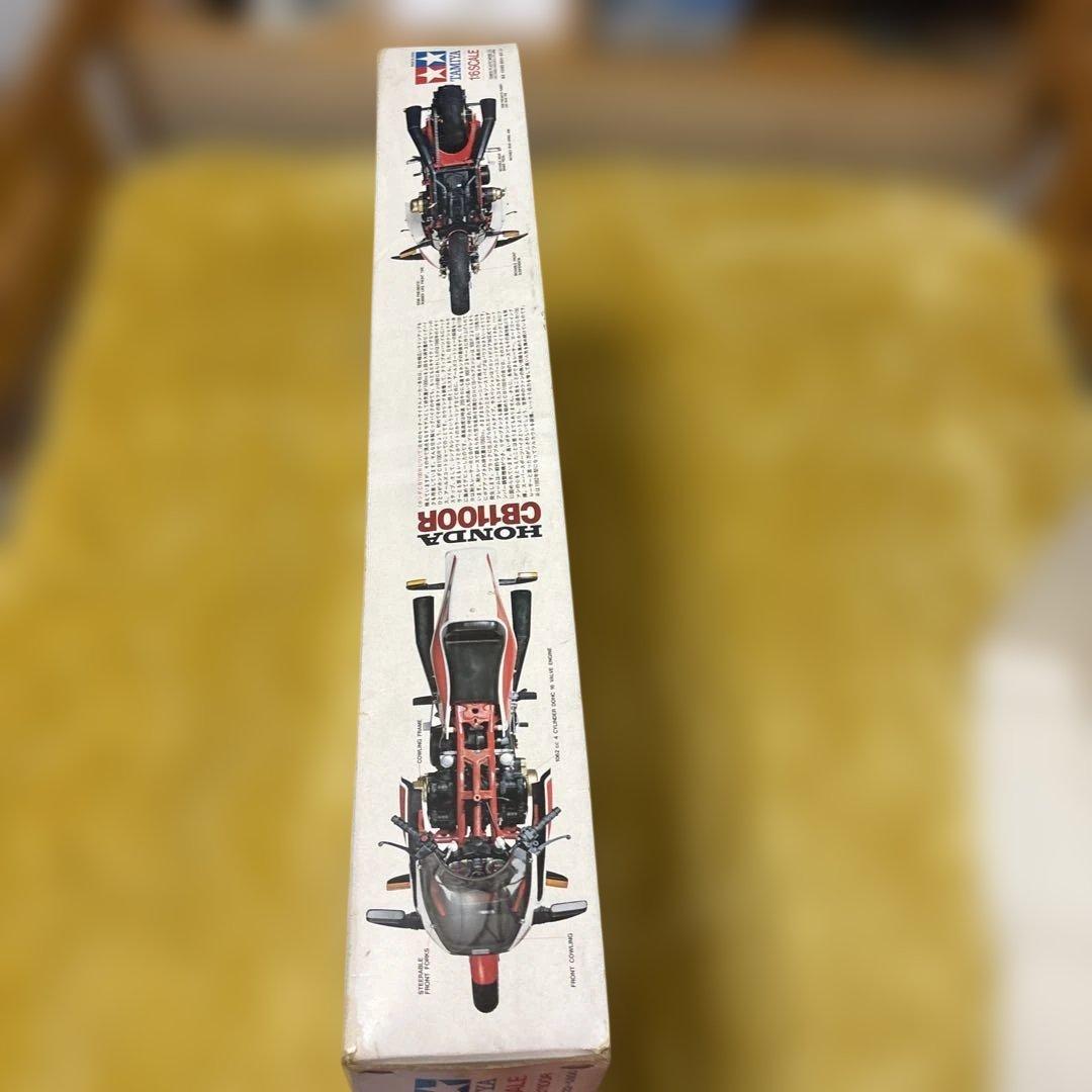 Tamiya CB1100R 1/6 プラモデルキット