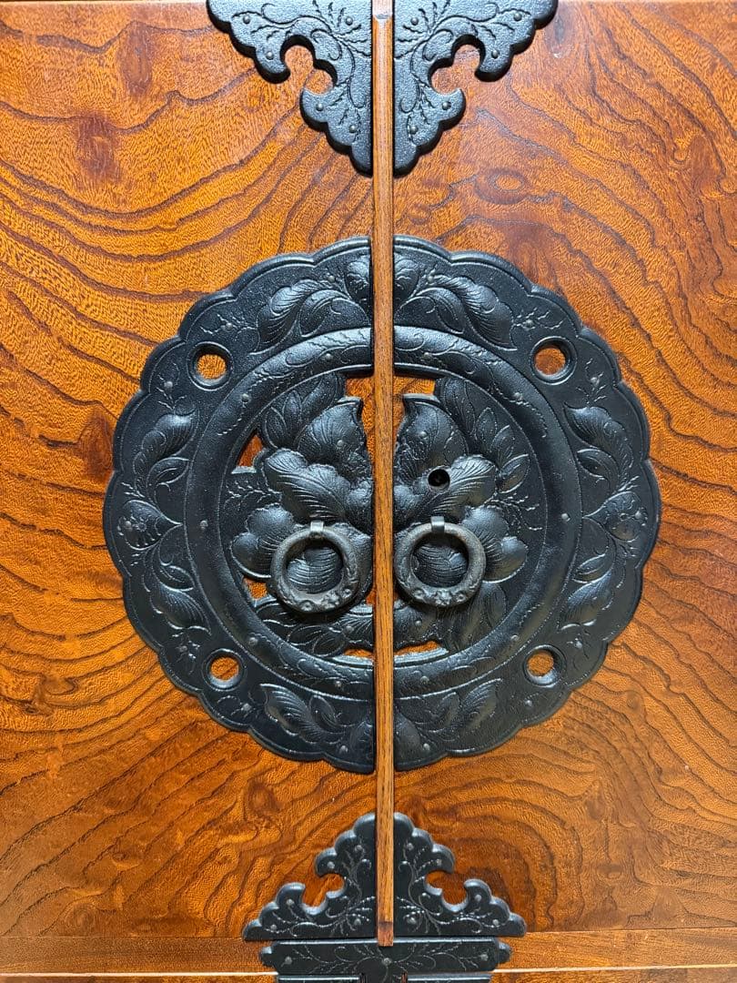 和箪笥 アンティーク たんす伝統的な日本の木製タンス