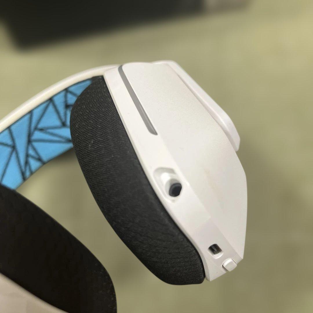 logicool G733 K/DA コラボ ゲーミングヘッドセット