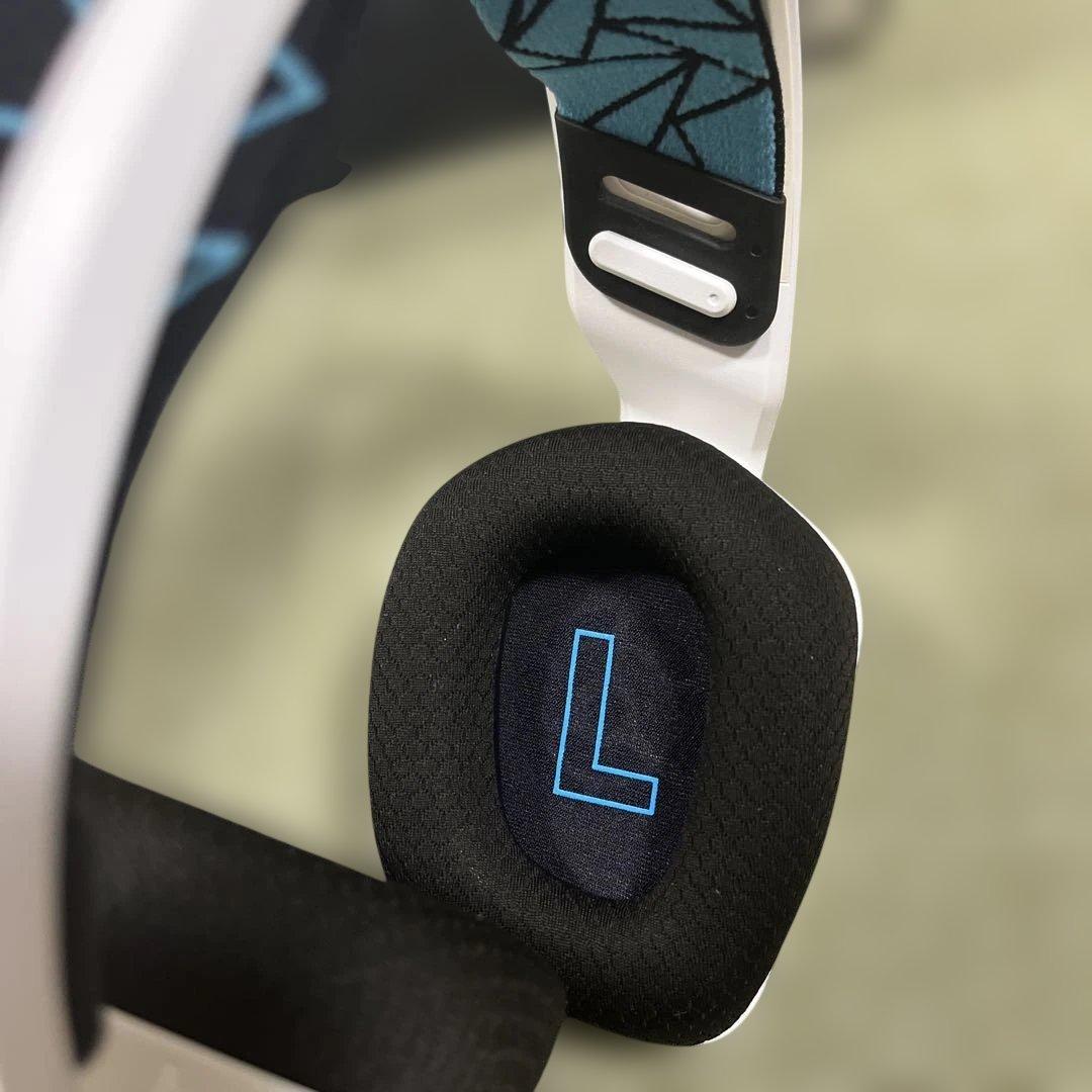 logicool G733 K/DA コラボ ゲーミングヘッドセット