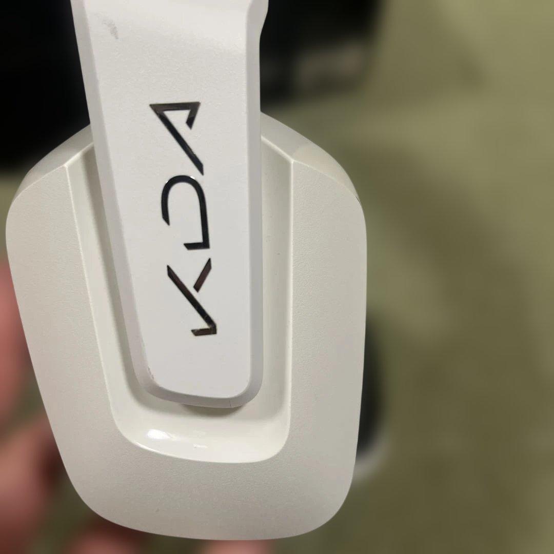 logicool G733 K/DA コラボ ゲーミングヘッドセット