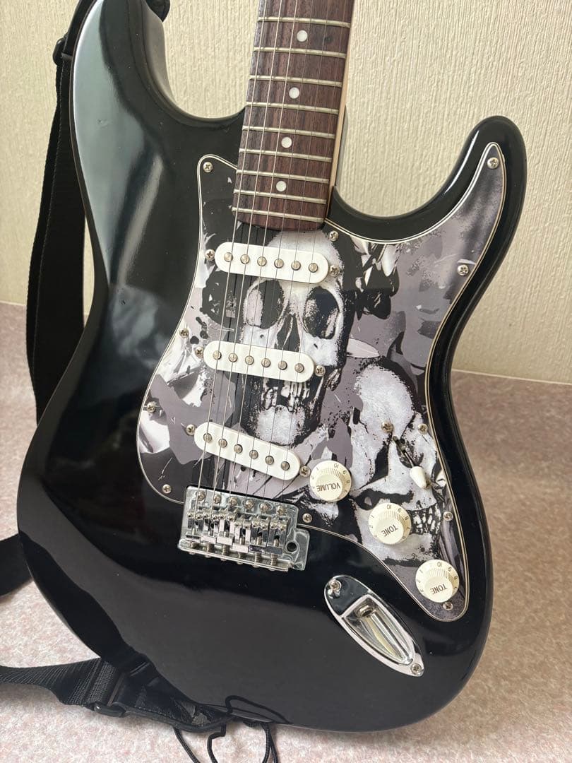エレキギター ブラック 3ピックアップ　　　　 美品
