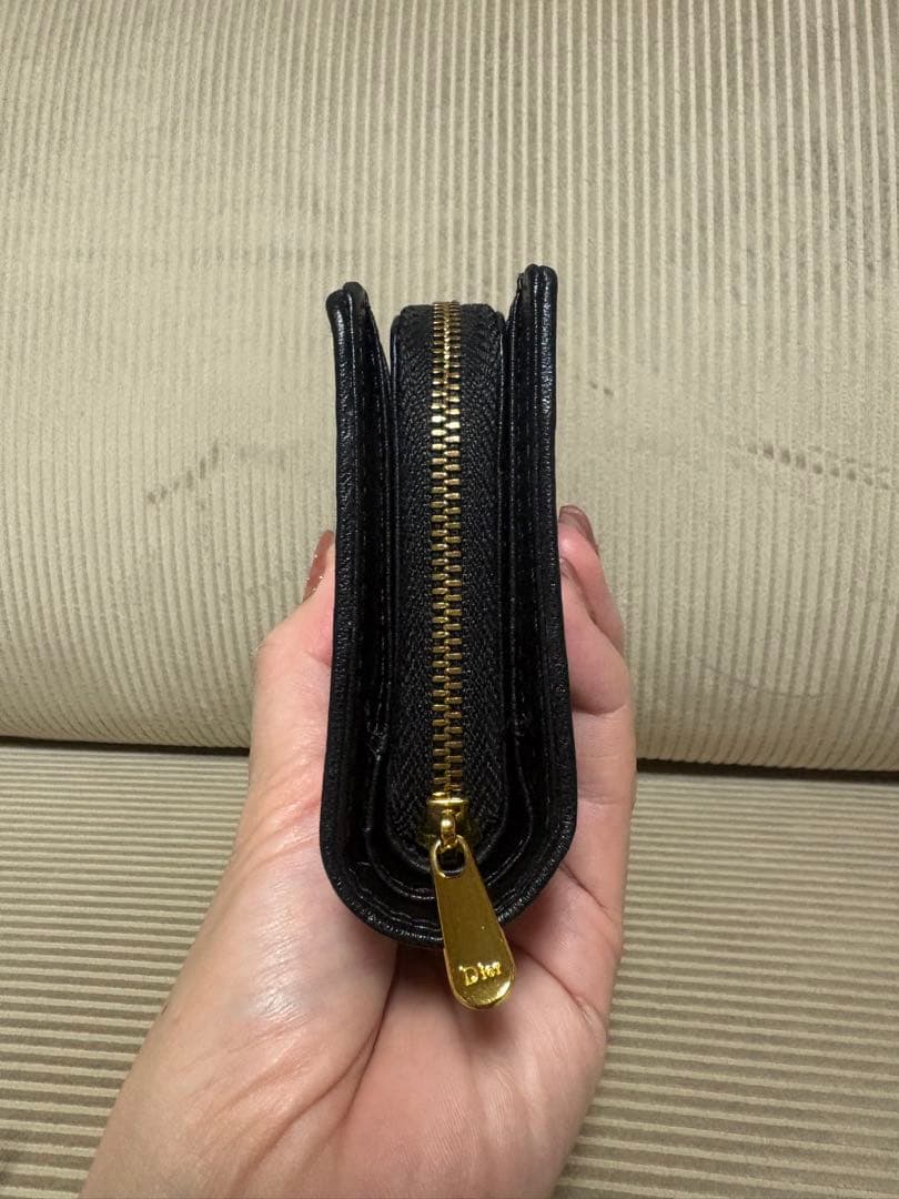 Dior ロゴ柄 二つ折り財布 ノーブランド