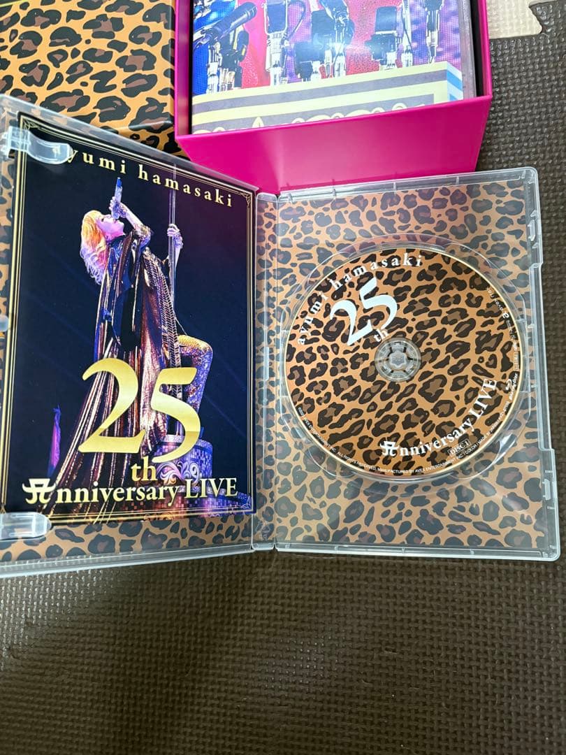 ミュージシャン Ayumi Hamasaki 25th Anniversary LIVE