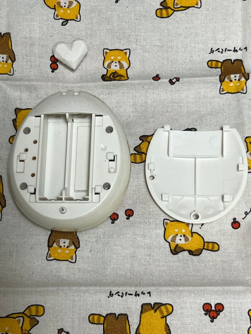 たまごっち　ピース　たまデコピアス　ディズニー