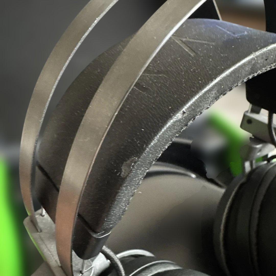 RASER NARI ULTIMATE ワイヤレスゲーミングヘッドセット