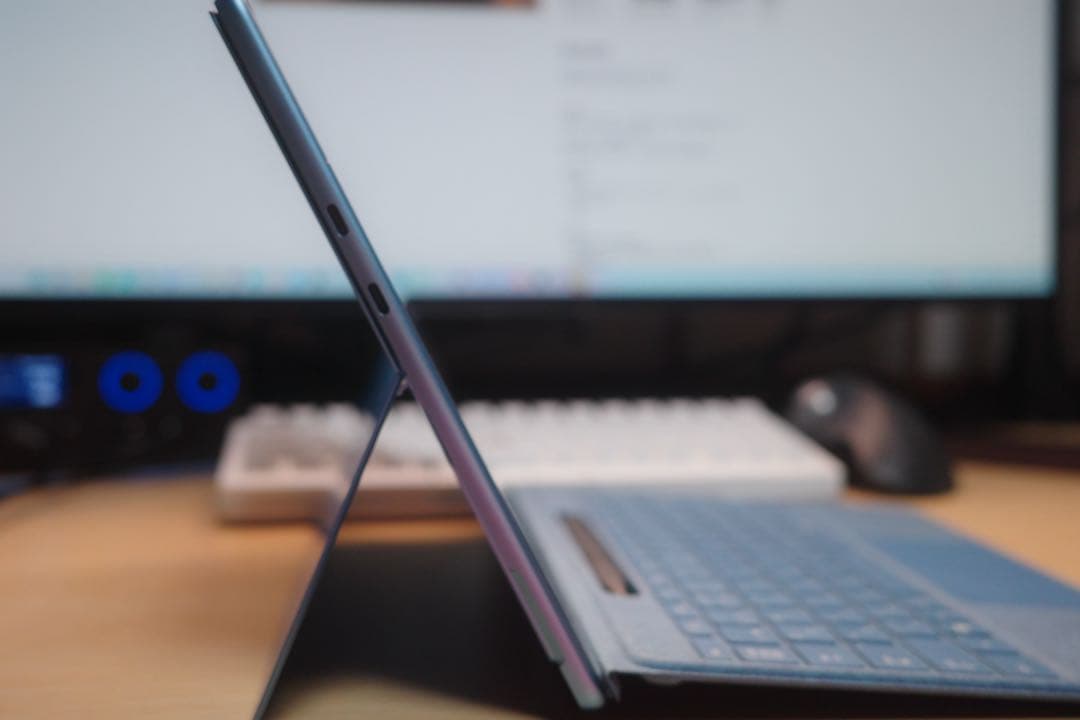 Surface Pro 第11世代 サファイア 有機EL 箱付き