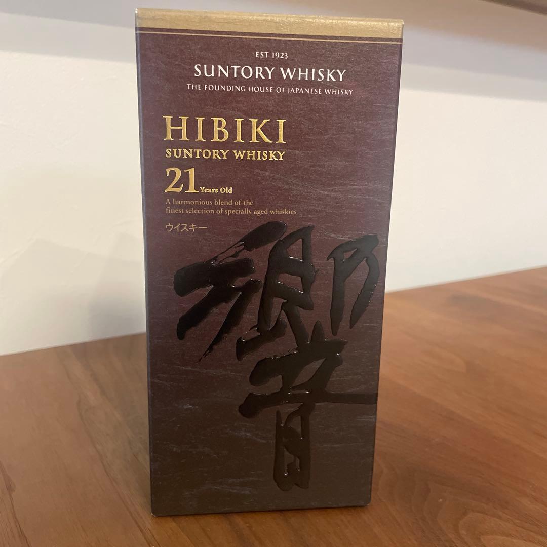 サントリー響 21年ウイスキー 700ml 新品未開封箱綺麗