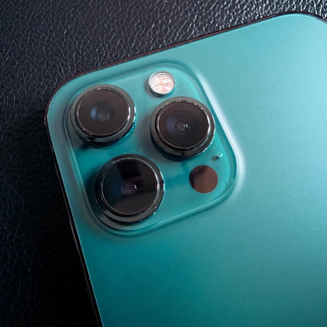 iPhone 12 Pro Max 256G スマホ本体中古　パシフィックブルー