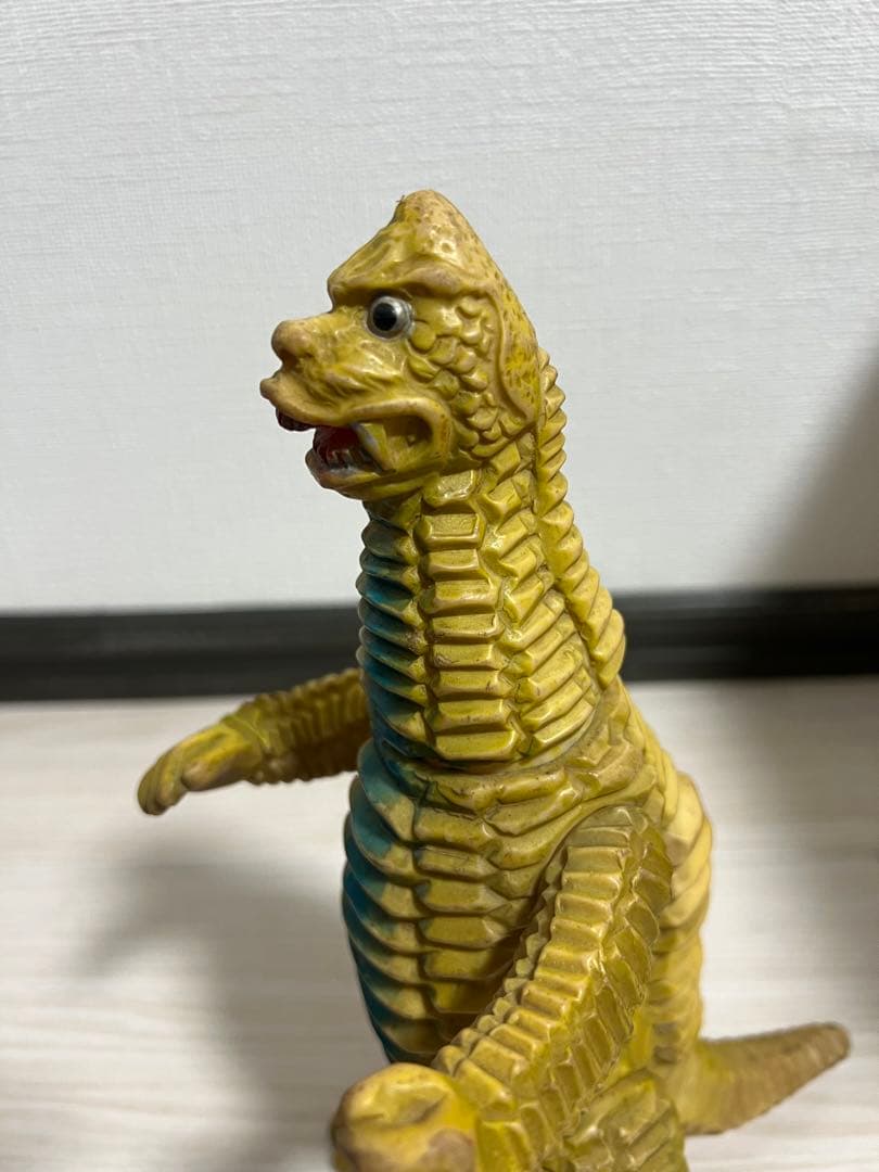 マルサン　レッドキング　ソフビ　当時物。