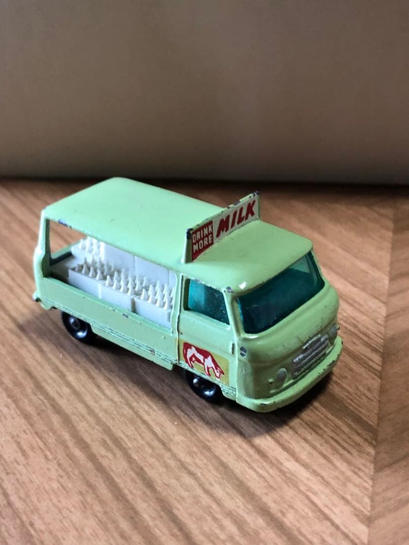 NO. 21 ミルク運搬車　matchbox レズニー