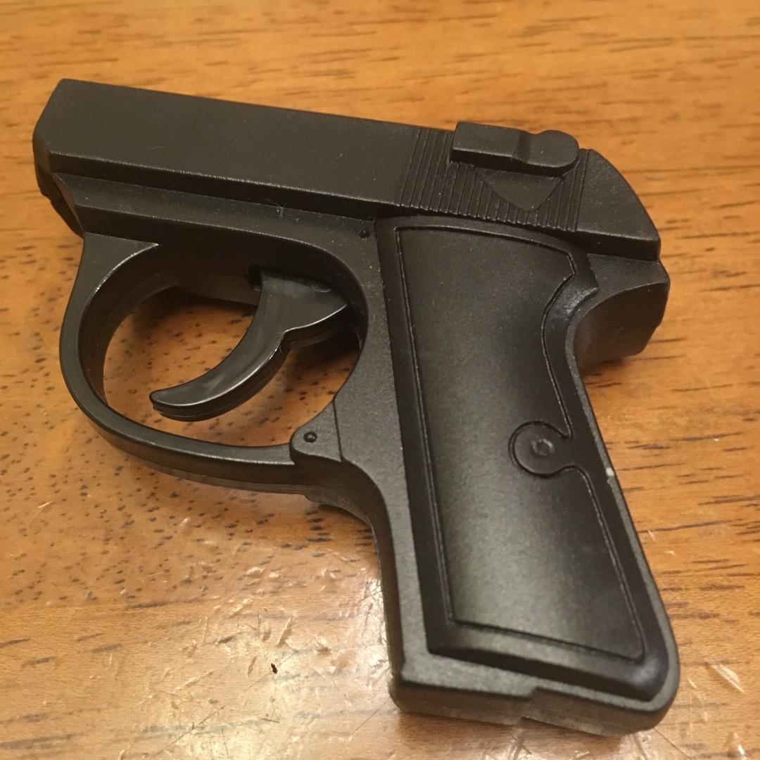 おもちゃの ピストル 拳銃 ガン プラ 音だけ