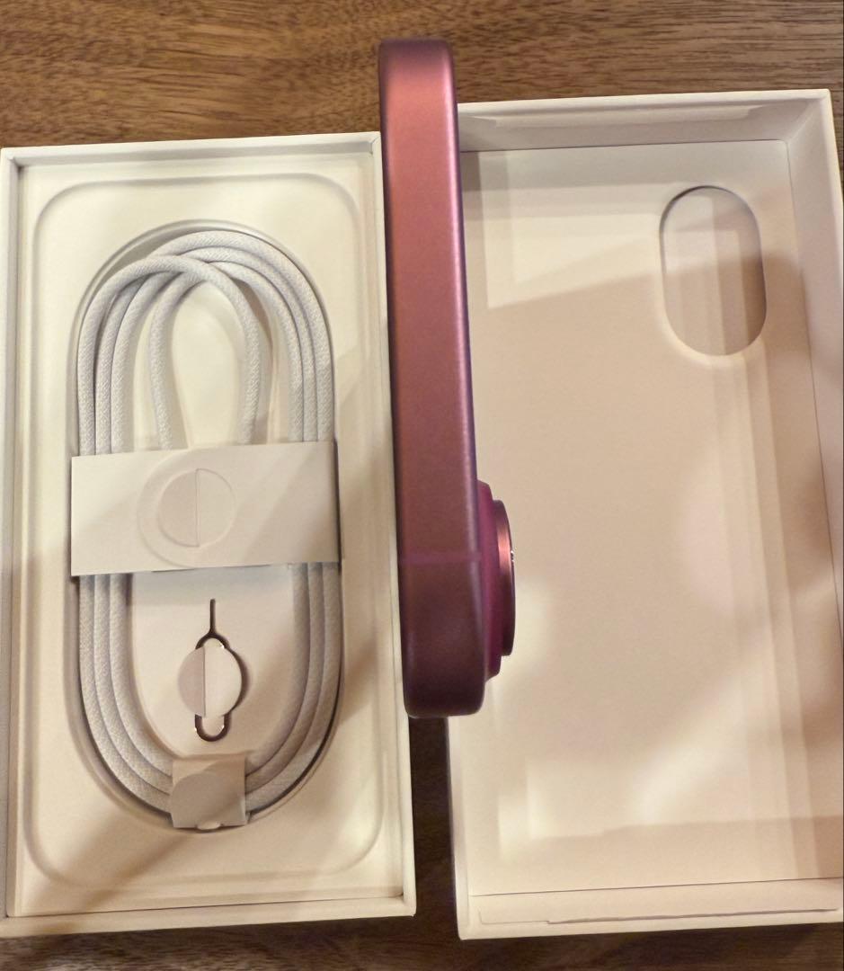 iPhone16 SIMフリー　128GB ピンク