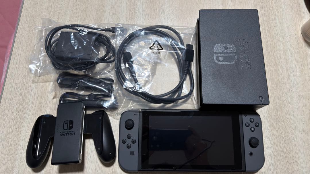 Nintendo Switchバッテリー強化版本体 128GSDカード