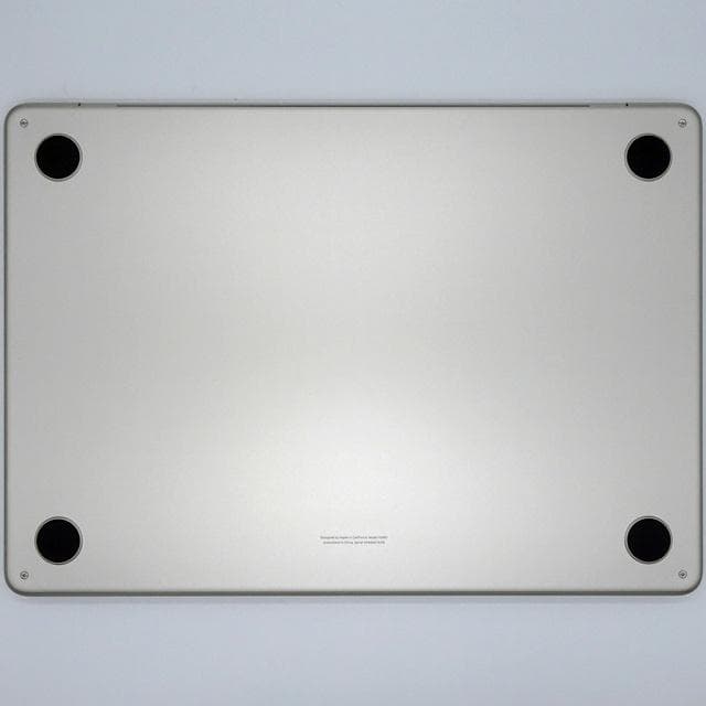 【美品】MacBook Air 13 2022_M2/8GB/256GB_STL