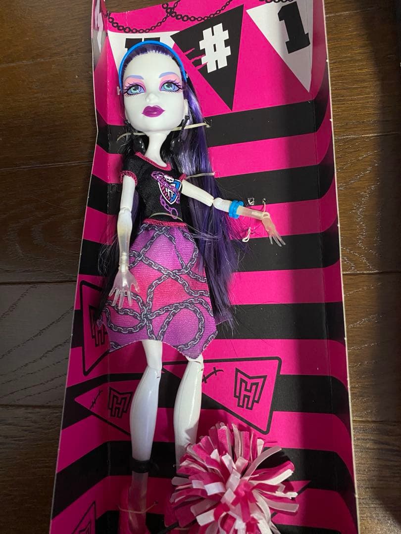 モンスターハイ　2体