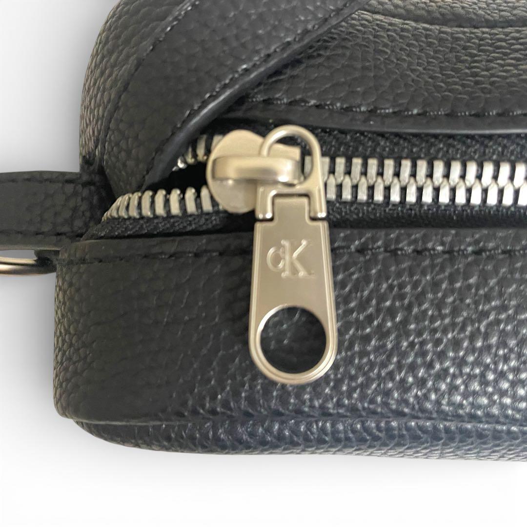 カルバンクライン   ショルダー バッグ クロスボディ 黒