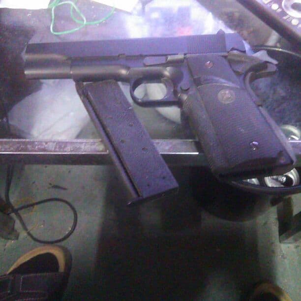 ブローバックガスガン【送料込み】