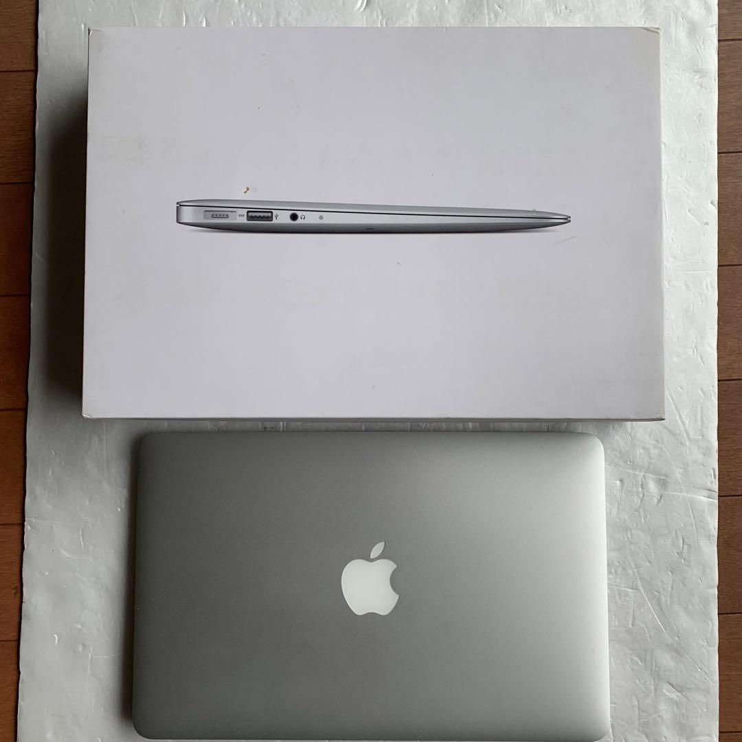 アップル MacBook Air (11-inch, Mid 2012)