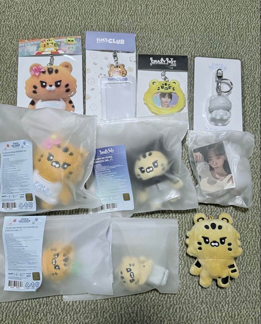 ルセラフィム　チェウォン　キムアチ　ぬいぐるみ、カードホルダー等　まとめ売り