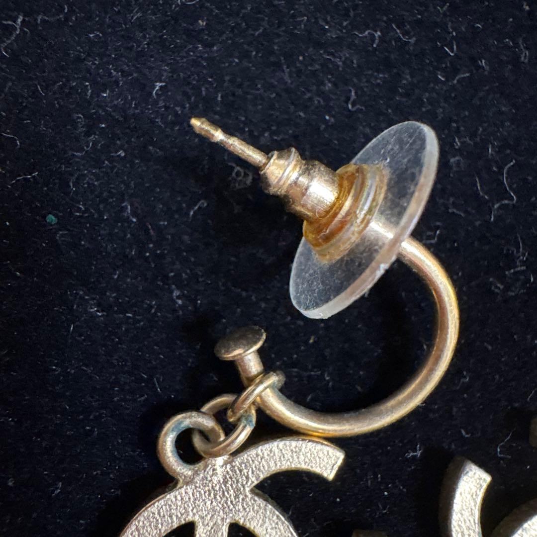 訳あり　CHANEL ストーン付きフープピアス