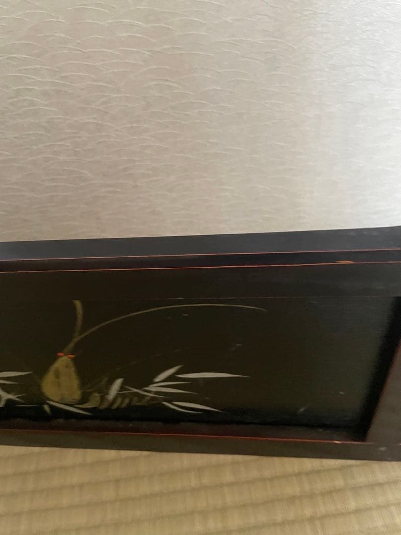 漆塗り　黒の木製衣桁 花の絵柄付き　着物掛け　着物ハンガー　衣桁　骨董品