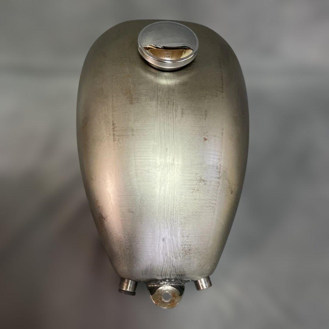 タンク　ピーナッツタンク　ハイトンネル　素地の上に艶消しクリア　ハーレー