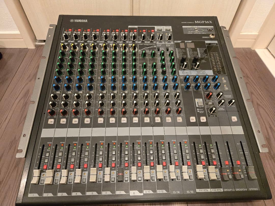 訳あり【YAMAHA】ヤマハ卓上アナログミキサーMGP16X
