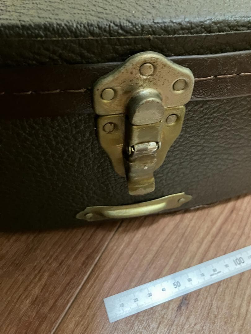 TAYLOR 810-BCE 2000年製　塗装剥がれあり　完動品　ハードケース