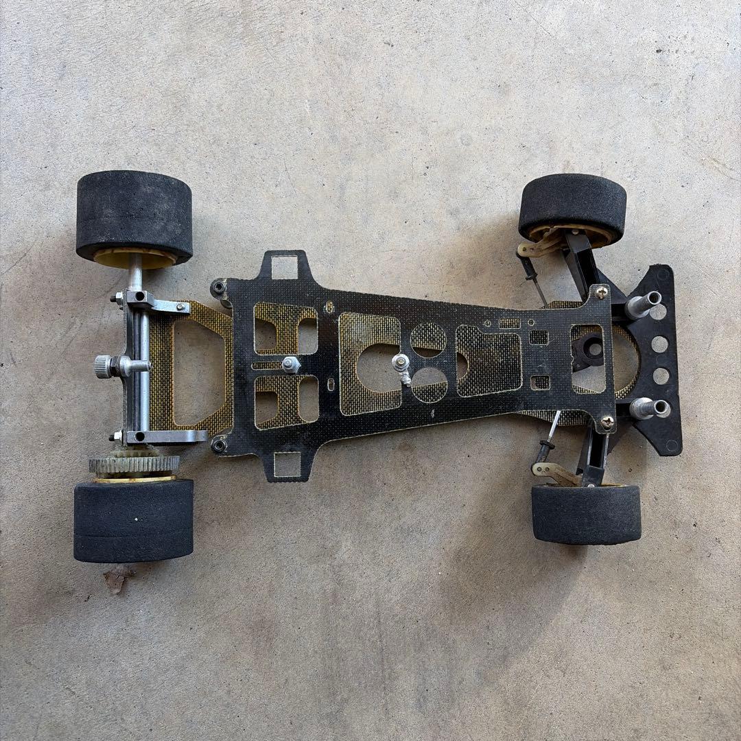 タミヤ 1/12 ポルシェ シャーシ (当時物)