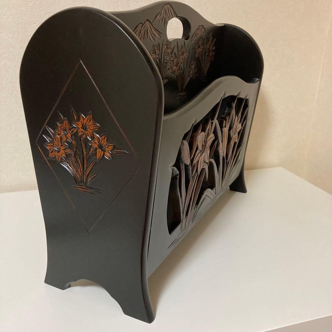 伝統工芸 日光彫 百合の花 マガジンラック 木彫り 和風